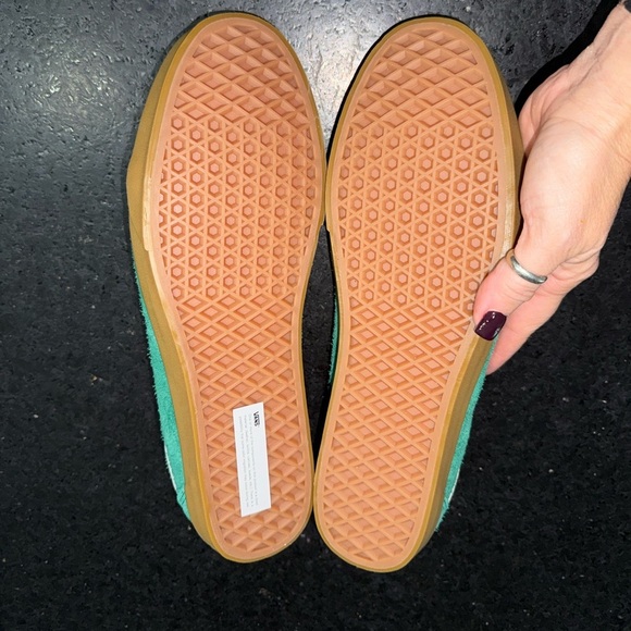 NEW VANS GREEN SUEDE OLD SKOOL LOW PRO SNEAKERS SZ 12 GENUINE SUEDE LEATHER - Picture 7 of 10